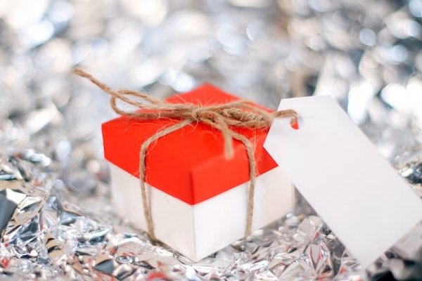 Comment choisir un cadeau d'anniversaire selon le signe astrologique ?